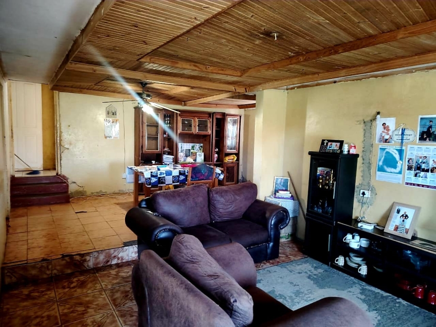 5 Bedroom Property for Sale in Mdantsane Nu 6 Eastern Cape